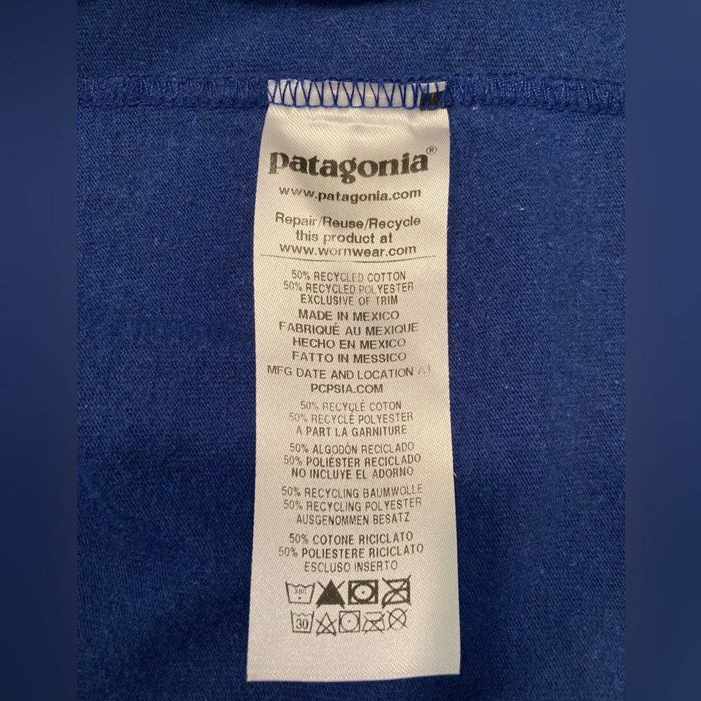 Patagonia Men’s Long-sleeve T shirt - Picture 5 of 5
